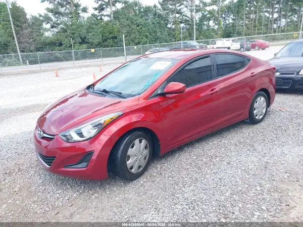 5NPDH4AE7GH752660 2016 HYUNDAI ELANTRA - Image 2
