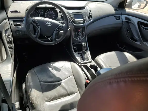 5NPDH4AE7GH754652 2016 HYUNDAI ELANTRA - Image 8