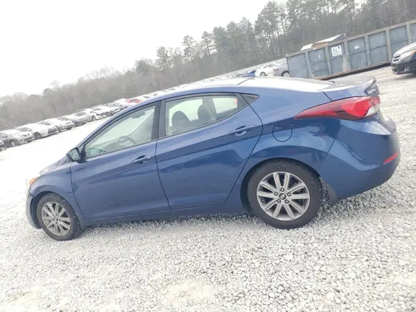 5NPDH4AE7GH756322 2016 HYUNDAI ELANTRA - Image 2