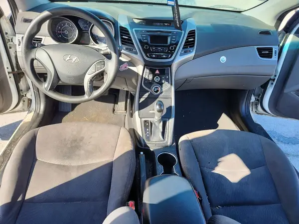 5NPDH4AE7GH758068 2016 HYUNDAI ELANTRA - Image 8