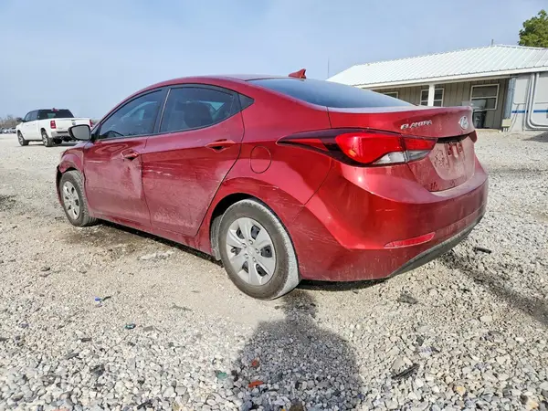 5NPDH4AE7GH761245 2016 HYUNDAI ELANTRA - Image 2