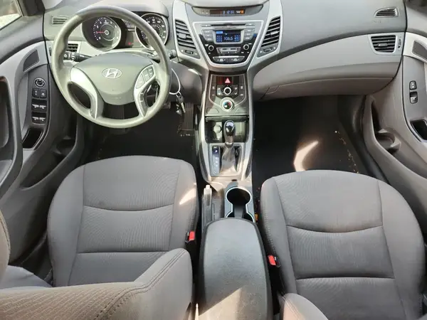 5NPDH4AE7GH761245 2016 HYUNDAI ELANTRA - Image 8