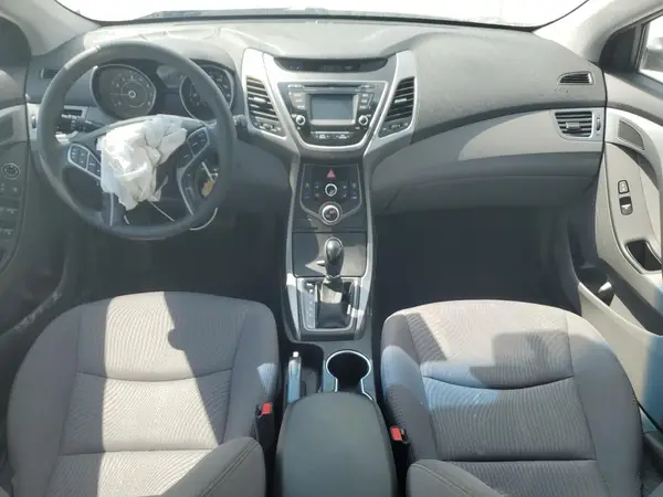 5NPDH4AE7GH762766 2016 HYUNDAI ELANTRA - Image 8