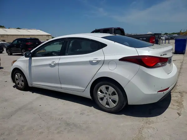 5NPDH4AE7GH763450 2016 HYUNDAI ELANTRA - Image 2