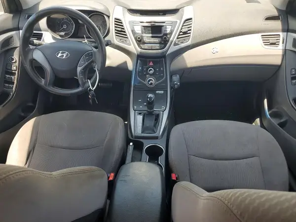 5NPDH4AE7GH763450 2016 HYUNDAI ELANTRA - Image 8
