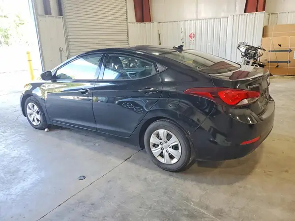 5NPDH4AE7GH766042 2016 HYUNDAI ELANTRA - Image 2