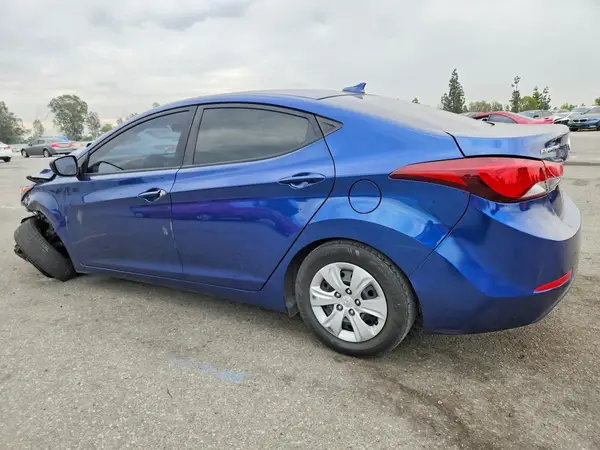 5NPDH4AE7GH766073 2016 HYUNDAI ELANTRA - Image 2