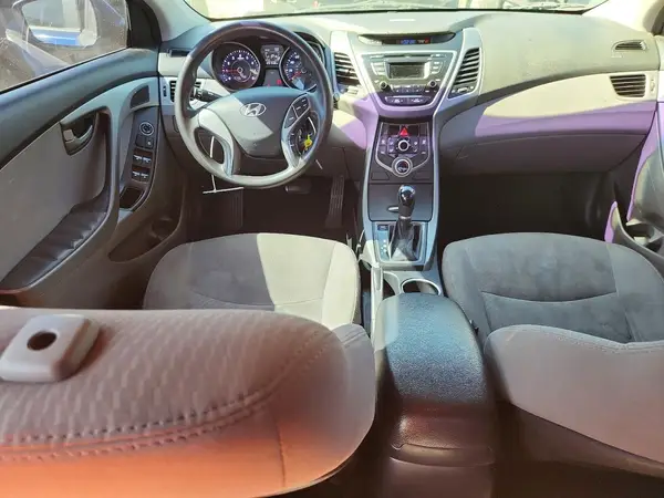 5NPDH4AE7GH766073 2016 HYUNDAI ELANTRA - Image 8