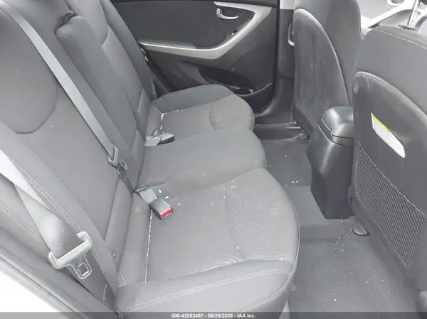 5NPDH4AE7GH767336 2016 HYUNDAI ELANTRA - Image 8