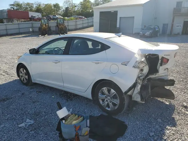 5NPDH4AE7GH771385 2016 HYUNDAI ELANTRA - Image 2