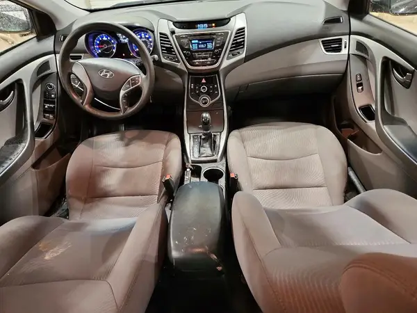 5NPDH4AE7GH773685 2016 HYUNDAI ELANTRA - Image 8