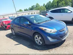 5NPDH4AE7GH775775 2016 HYUNDAI ELANTRA