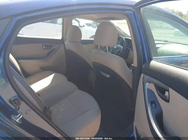 5NPDH4AE7GH775775 2016 HYUNDAI ELANTRA - Image 8