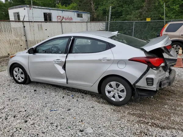 5NPDH4AE7GH775954 2016 HYUNDAI ELANTRA - Image 2