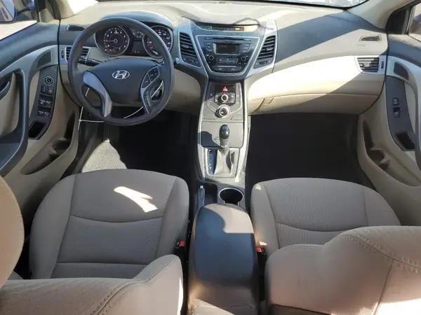 5NPDH4AE7GH776361 2016 HYUNDAI ELANTRA - Image 8