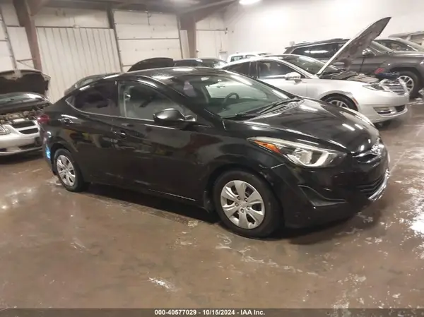 5NPDH4AE7GH777574 2016 HYUNDAI ELANTRA - Image 1