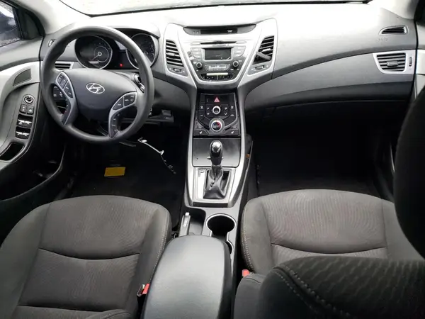 5NPDH4AE7GH779681 2016 HYUNDAI ELANTRA - Image 8