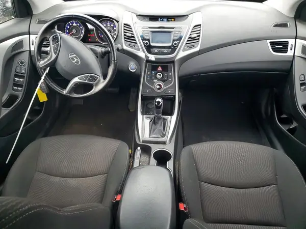 5NPDH4AE7GH779972 2016 HYUNDAI ELANTRA - Image 8