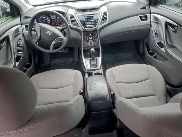 5NPDH4AE7GH780037 2016 HYUNDAI ELANTRA - Image 8