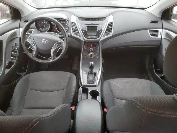 5NPDH4AE7GH780684 2016 HYUNDAI ELANTRA - Image 8