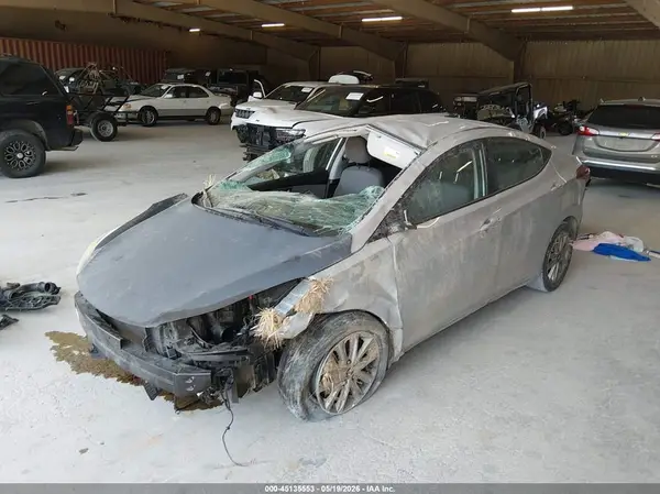 5NPDH4AE7GH781639 2016 HYUNDAI ELANTRA - Image 2