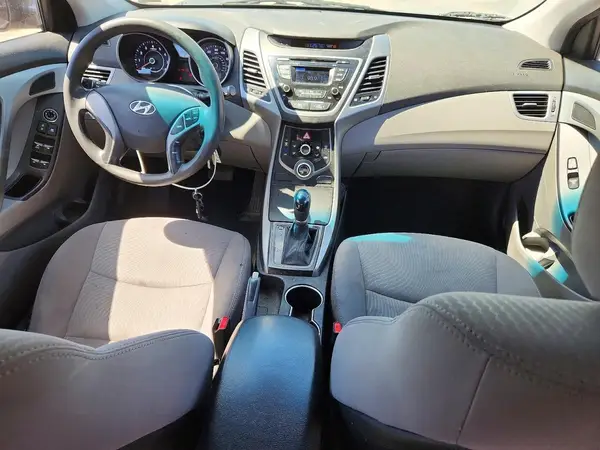 5NPDH4AE7GH784427 2016 HYUNDAI ELANTRA - Image 8