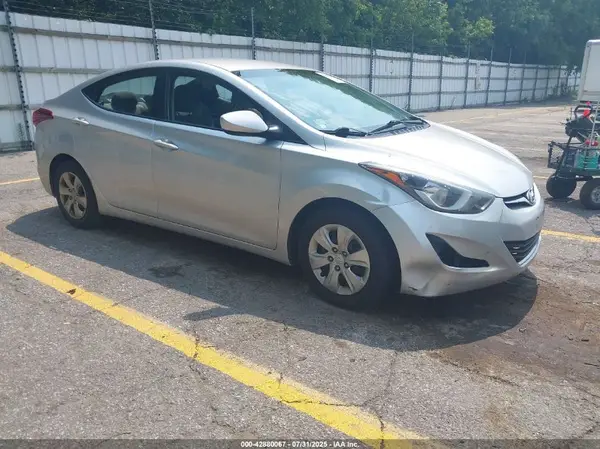 5NPDH4AE7GH786730 2016 HYUNDAI ELANTRA - Image 1