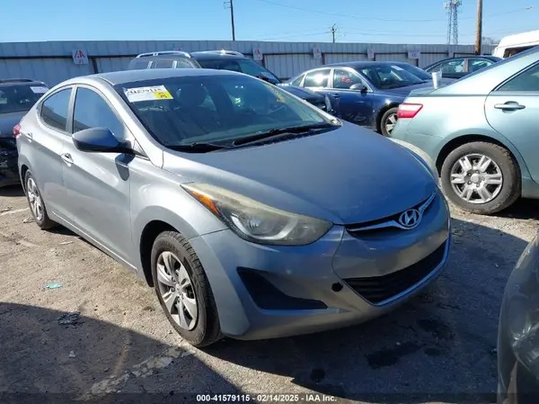 5NPDH4AE7GH787103 2016 HYUNDAI ELANTRA - Image 1