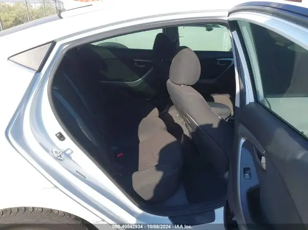 5NPDH4AE7GH787361 2016 HYUNDAI ELANTRA - Image 8