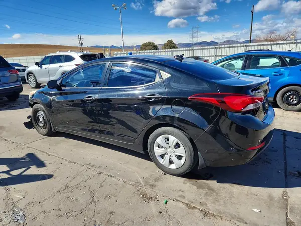 5NPDH4AE7GH787506 2016 HYUNDAI ELANTRA - Image 2