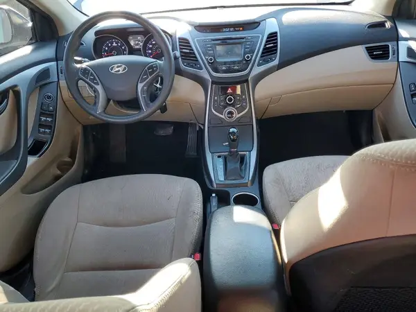 5NPDH4AE7GH788574 2016 HYUNDAI ELANTRA - Image 8