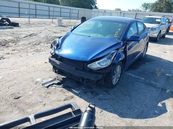 5NPDH4AE7GH790776 2016 HYUNDAI ELANTRA - Image 2