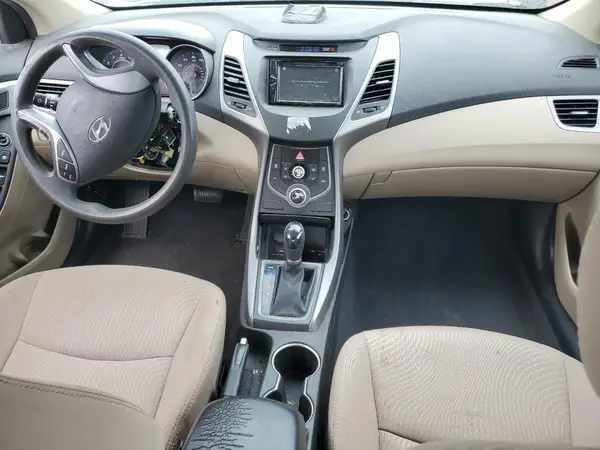 5NPDH4AE7GH791944 2016 HYUNDAI ELANTRA - Image 8