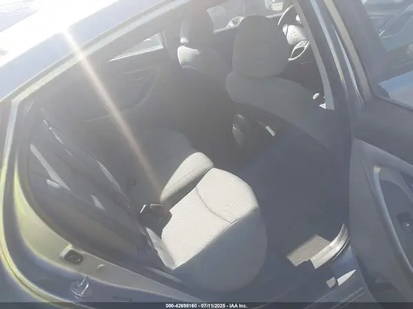 5NPDH4AE7GH793774 2016 HYUNDAI ELANTRA - Image 8
