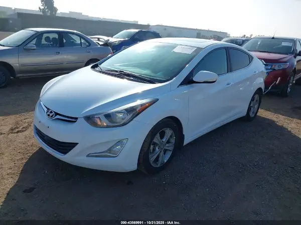 5NPDH4AE7GH795041 2016 HYUNDAI ELANTRA - Image 2
