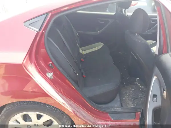5NPDH4AE7GH796027 2016 HYUNDAI ELANTRA - Image 8
