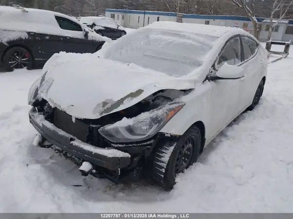 5NPDH4AE7GH799235 2016 HYUNDAI ELANTRA - Image 2
