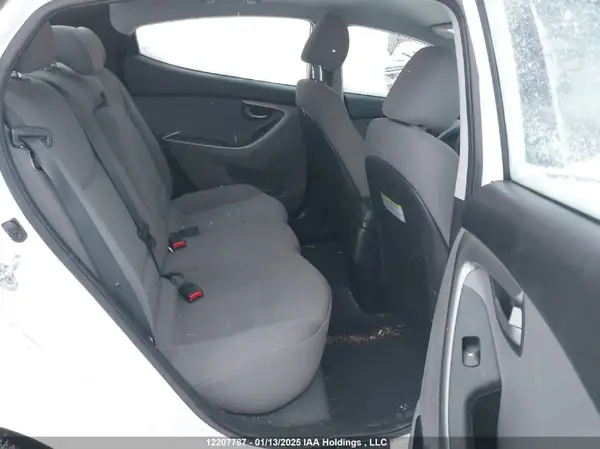 5NPDH4AE7GH799235 2016 HYUNDAI ELANTRA - Image 8