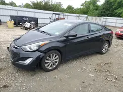 5NPDH4AE8GH653555 2016 HYUNDAI ELANTRA