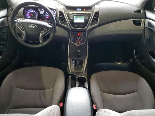 5NPDH4AE8GH653572 2016 HYUNDAI ELANTRA - Image 8