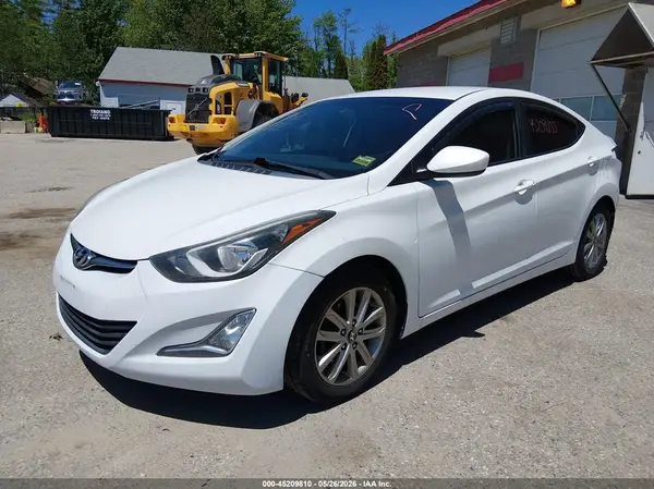 5NPDH4AE8GH653653 2016 HYUNDAI ELANTRA - Image 2