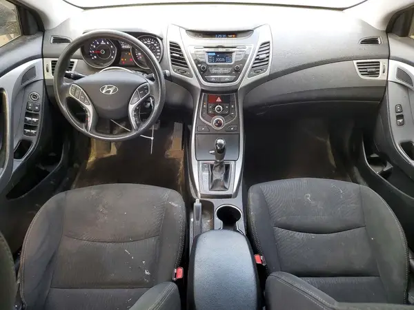 5NPDH4AE8GH654026 2016 HYUNDAI ELANTRA - Image 8