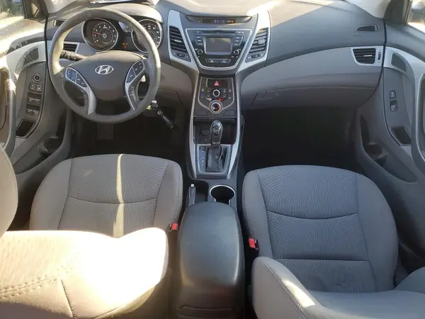 5NPDH4AE8GH654107 2016 HYUNDAI ELANTRA - Image 8