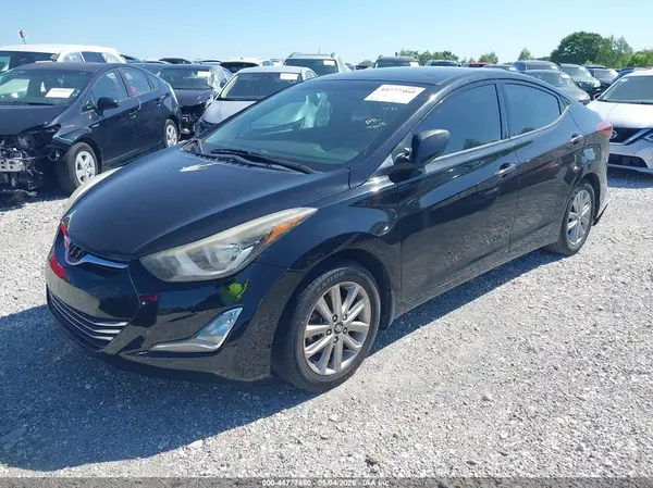 5NPDH4AE8GH656830 2016 HYUNDAI ELANTRA - Image 2