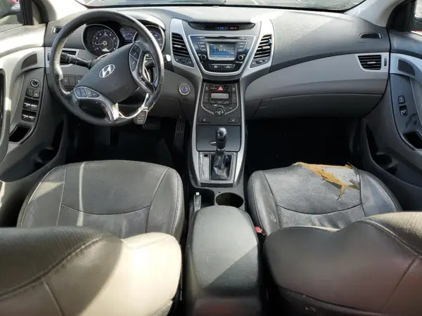 5NPDH4AE8GH657668 2016 HYUNDAI ELANTRA - Image 8