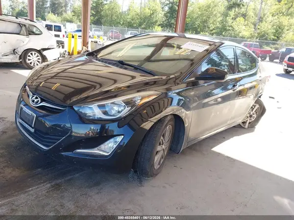 5NPDH4AE8GH659078 2016 HYUNDAI ELANTRA - Image 2