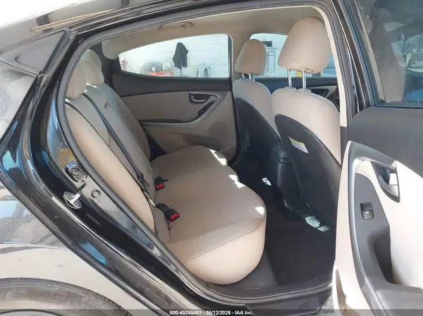 5NPDH4AE8GH659078 2016 HYUNDAI ELANTRA - Image 8
