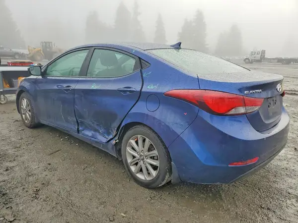5NPDH4AE8GH659162 2016 HYUNDAI ELANTRA - Image 2
