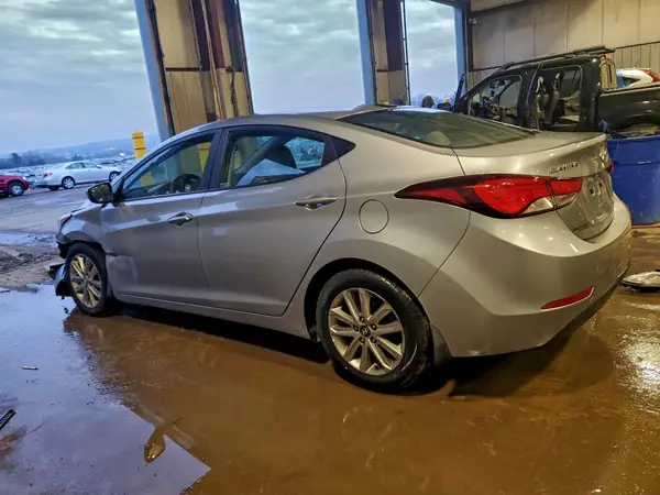 5NPDH4AE8GH659730 2016 HYUNDAI ELANTRA - Image 2