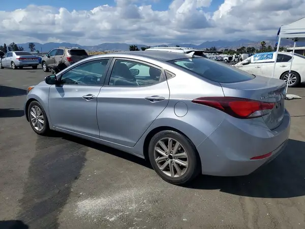 5NPDH4AE8GH661431 2016 HYUNDAI ELANTRA - Image 2